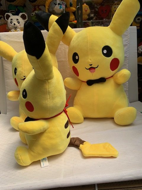 Pikachu Metamorph plush • Magic Plush